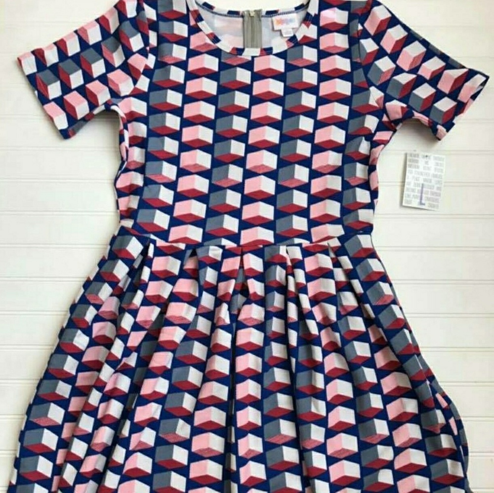 Amelia Lularoe